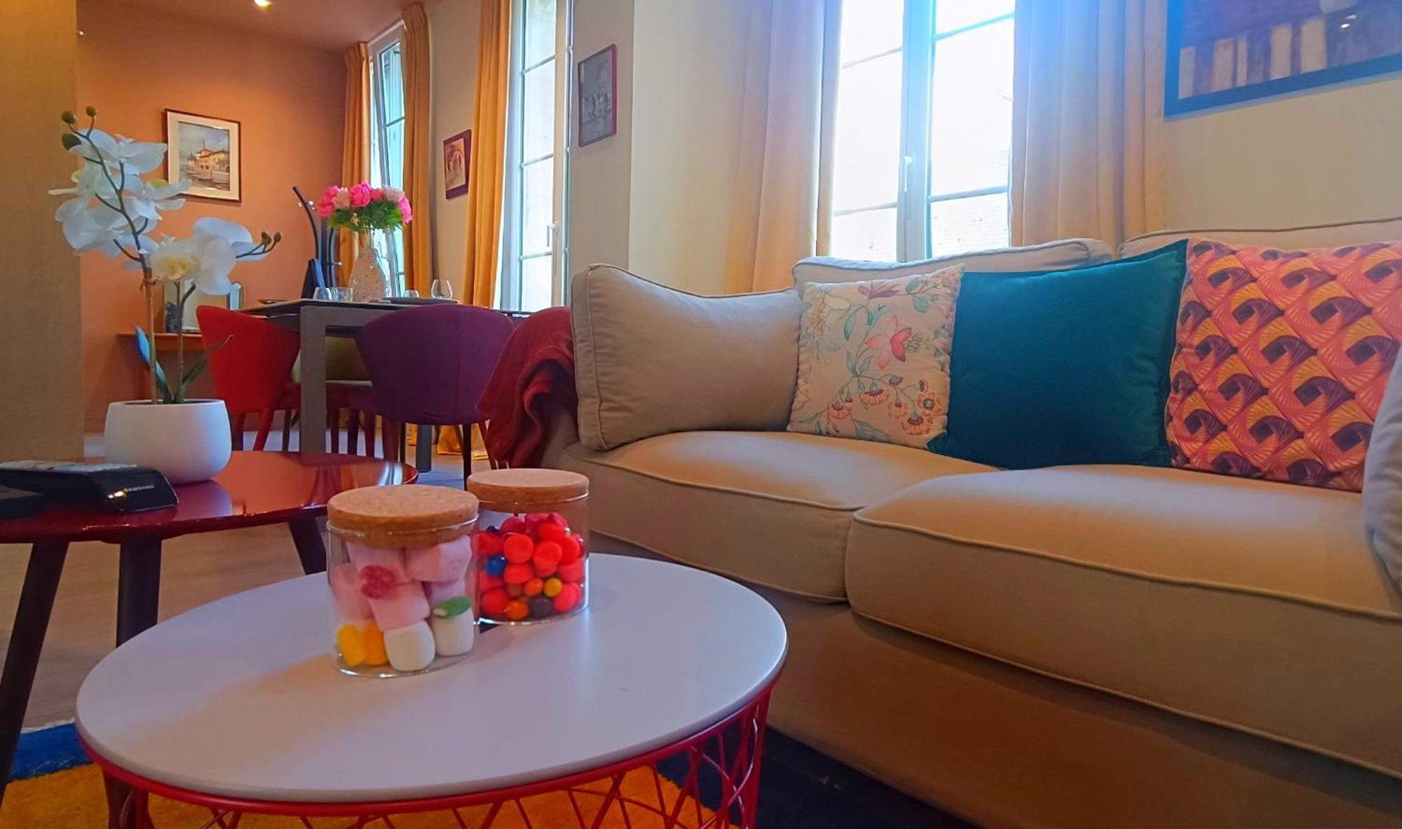 Appartement De Style - Rue Pietonne - Centre Ville كان المظهر الخارجي الصورة