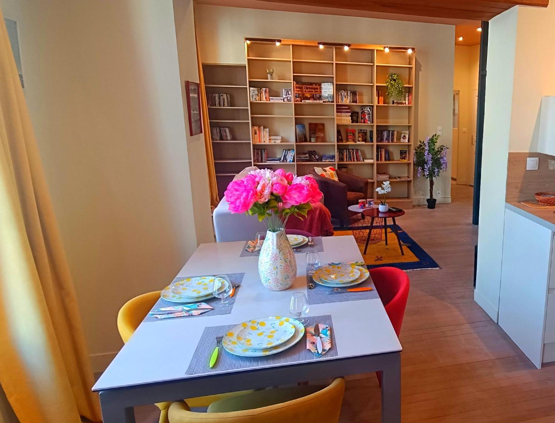 Appartement De Style - Rue Pietonne - Centre Ville كان المظهر الخارجي الصورة